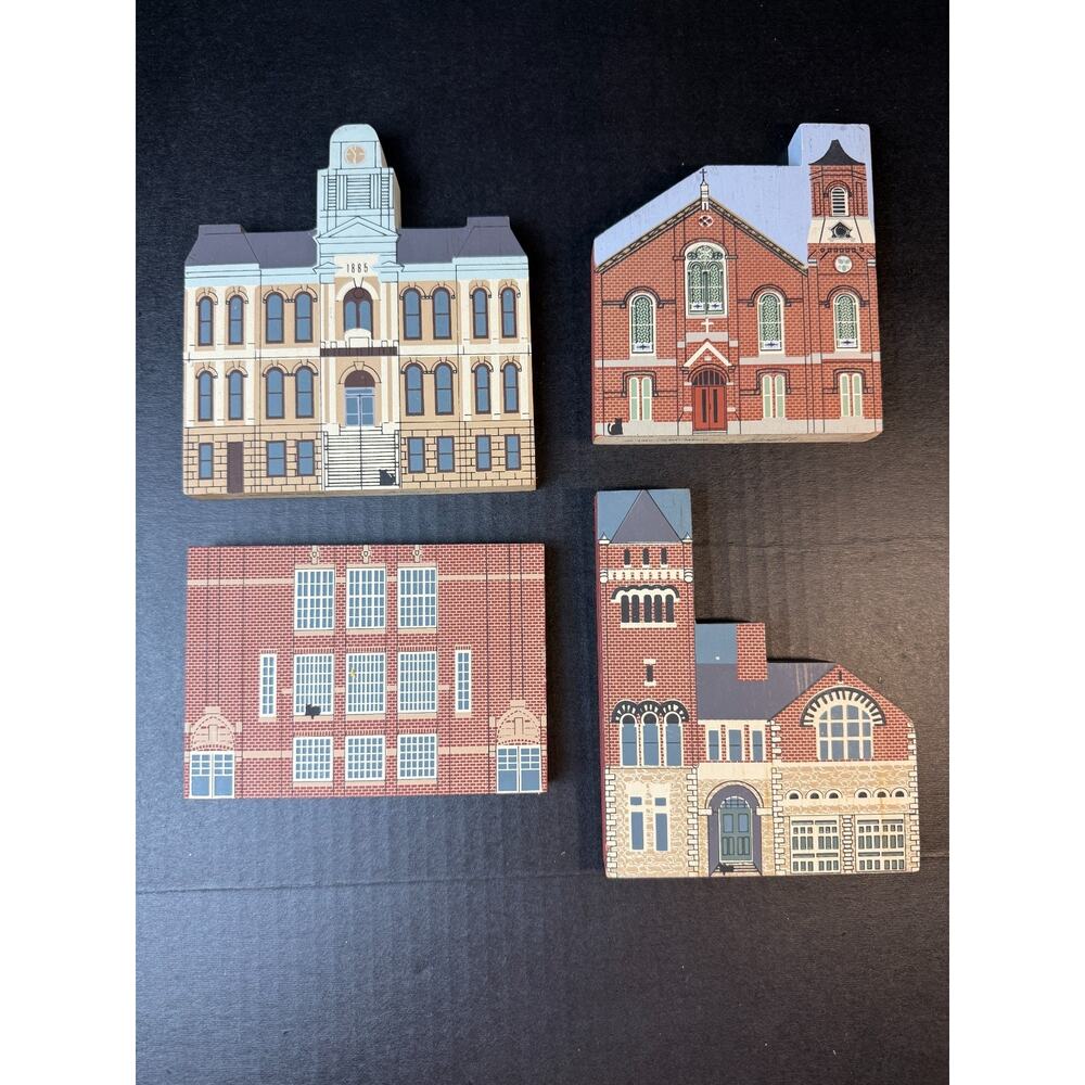 The Cats Meow Lot Of 4 Buildings Millersburg, OHIO